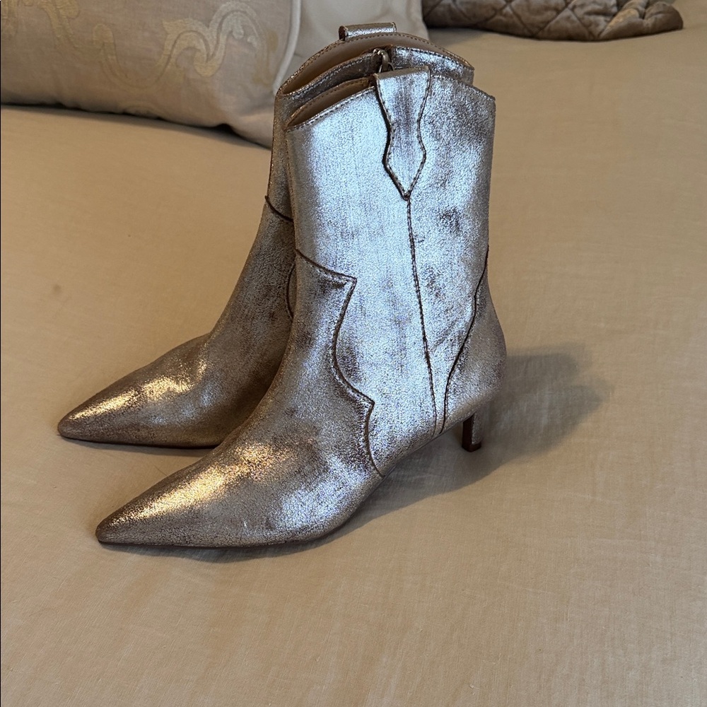 Seychelles of Los Angeles booties
